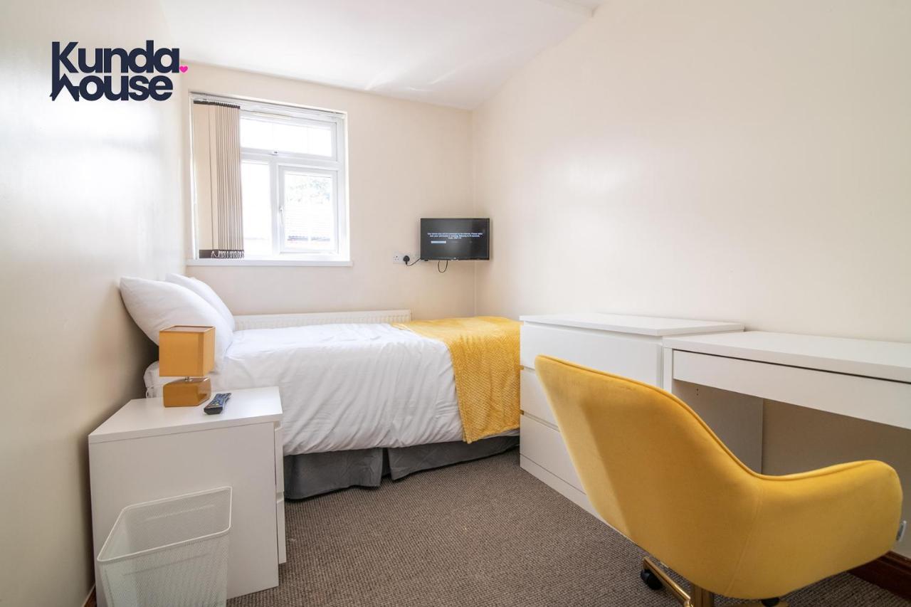 Kunda House Dawlish * Birmingham